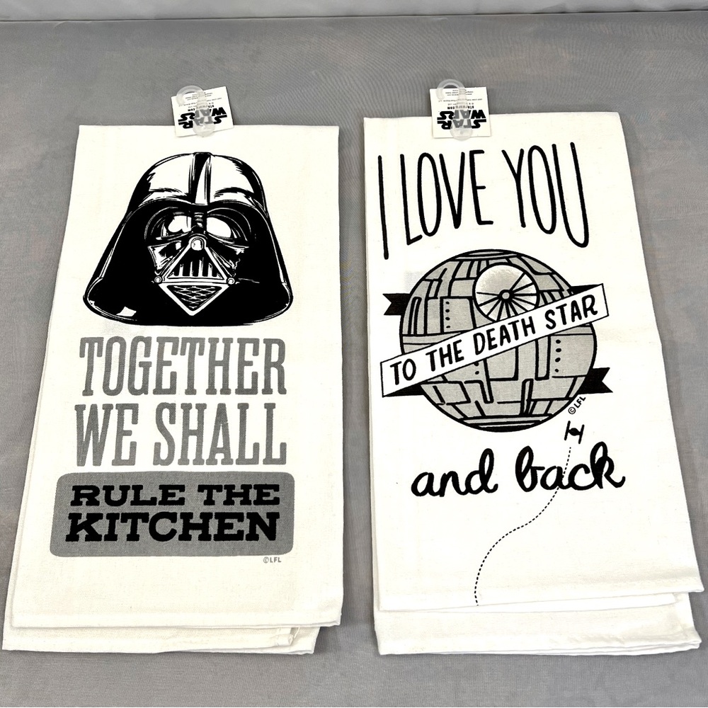 Star Wars Set of Two Tea Towels